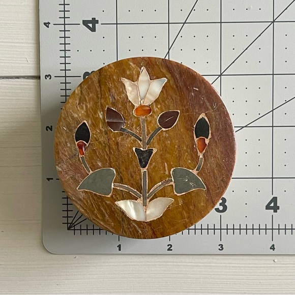 Vintage Floral Inlaid Designer India Soap Stone Mother Of Pearl Trinket Box 3x3 - Picture 3 of 9